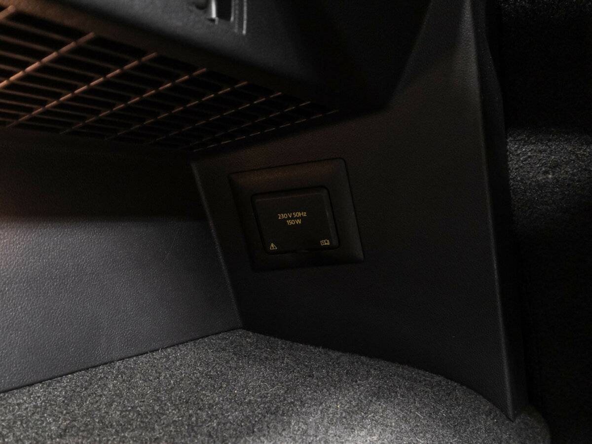 Volkswagen Tiguan, 2018 Фото №17