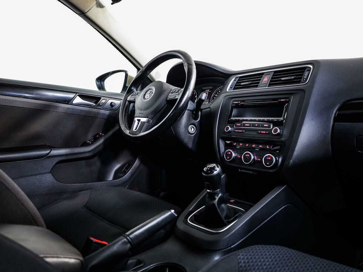 Volkswagen Jetta, 2012 Фото №8