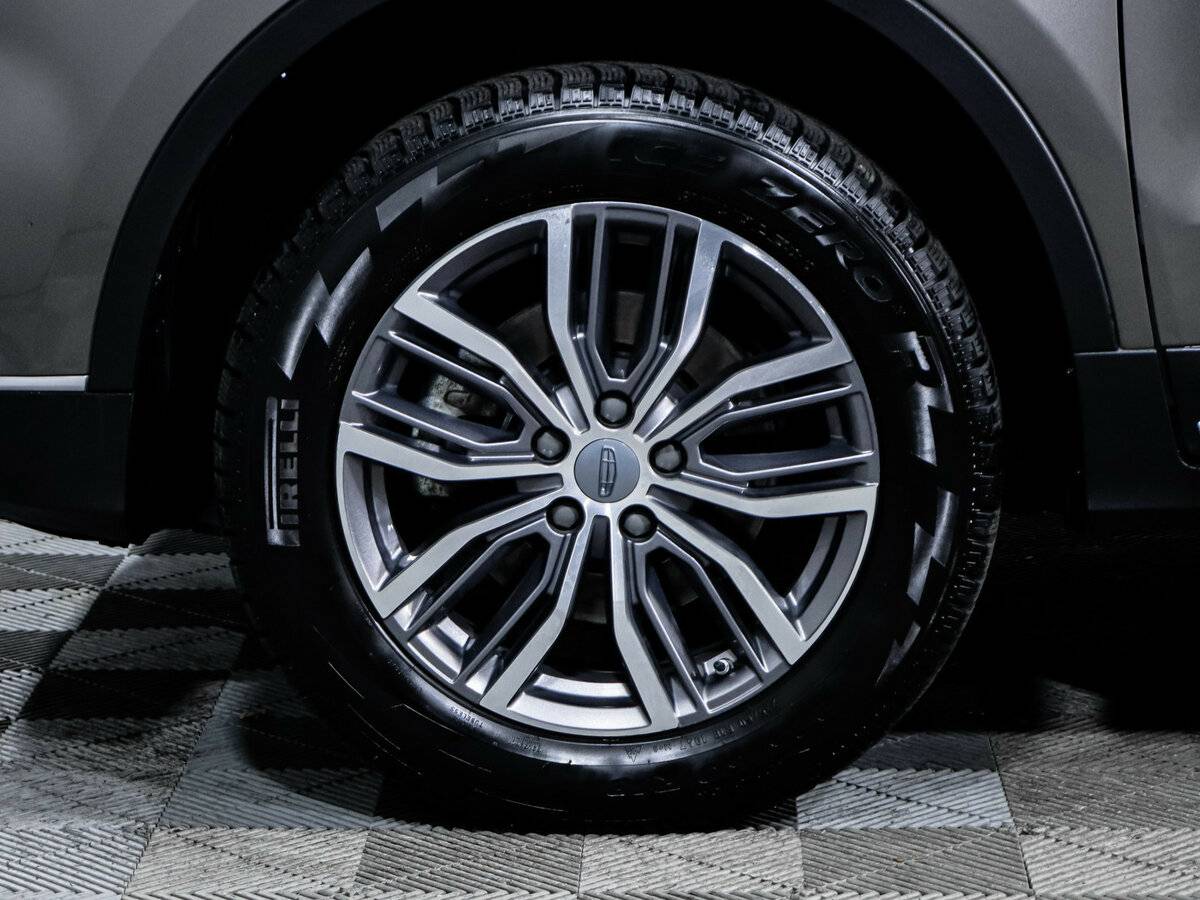 Geely Atlas Pro, 2023 Фото №14