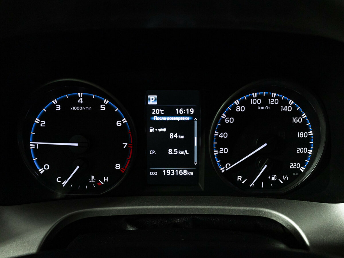 Toyota RAV4 IV (XA40) Рестайлинг, 2016 Фото №12