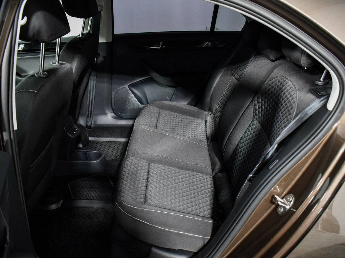 Skoda Rapid I Рестайлинг, 2018 Фото №11