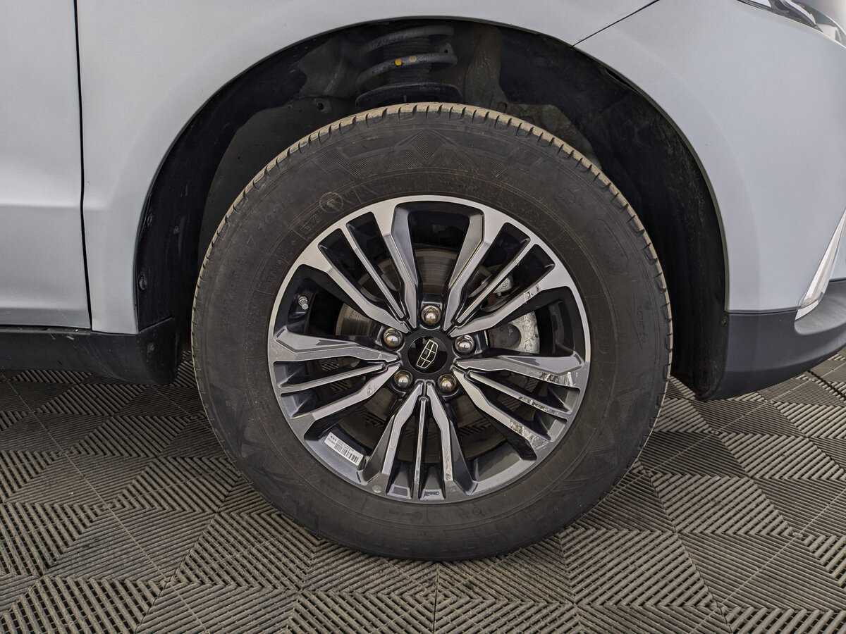 Geely Emgrand X7, 2020 Фото №12