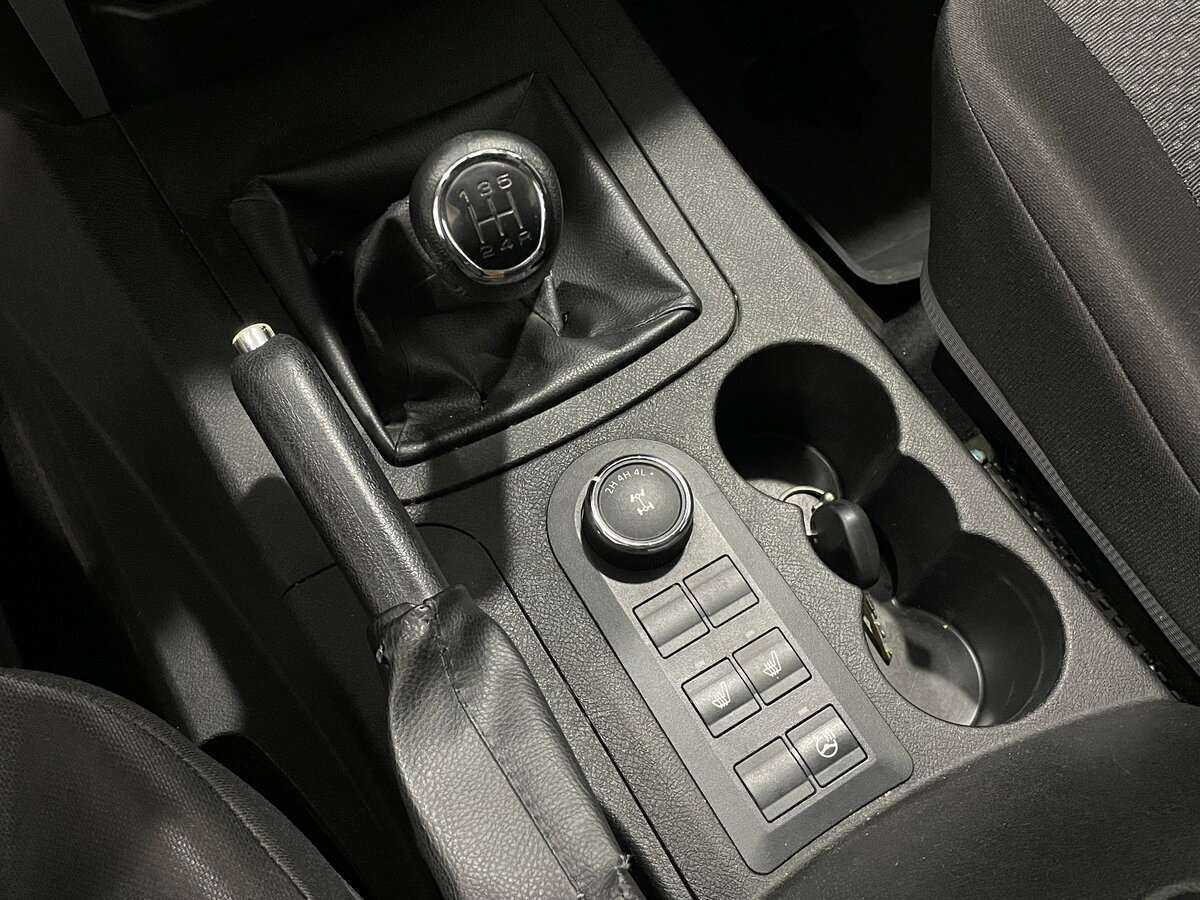 УАЗ Patriot, 2018 Фото №9