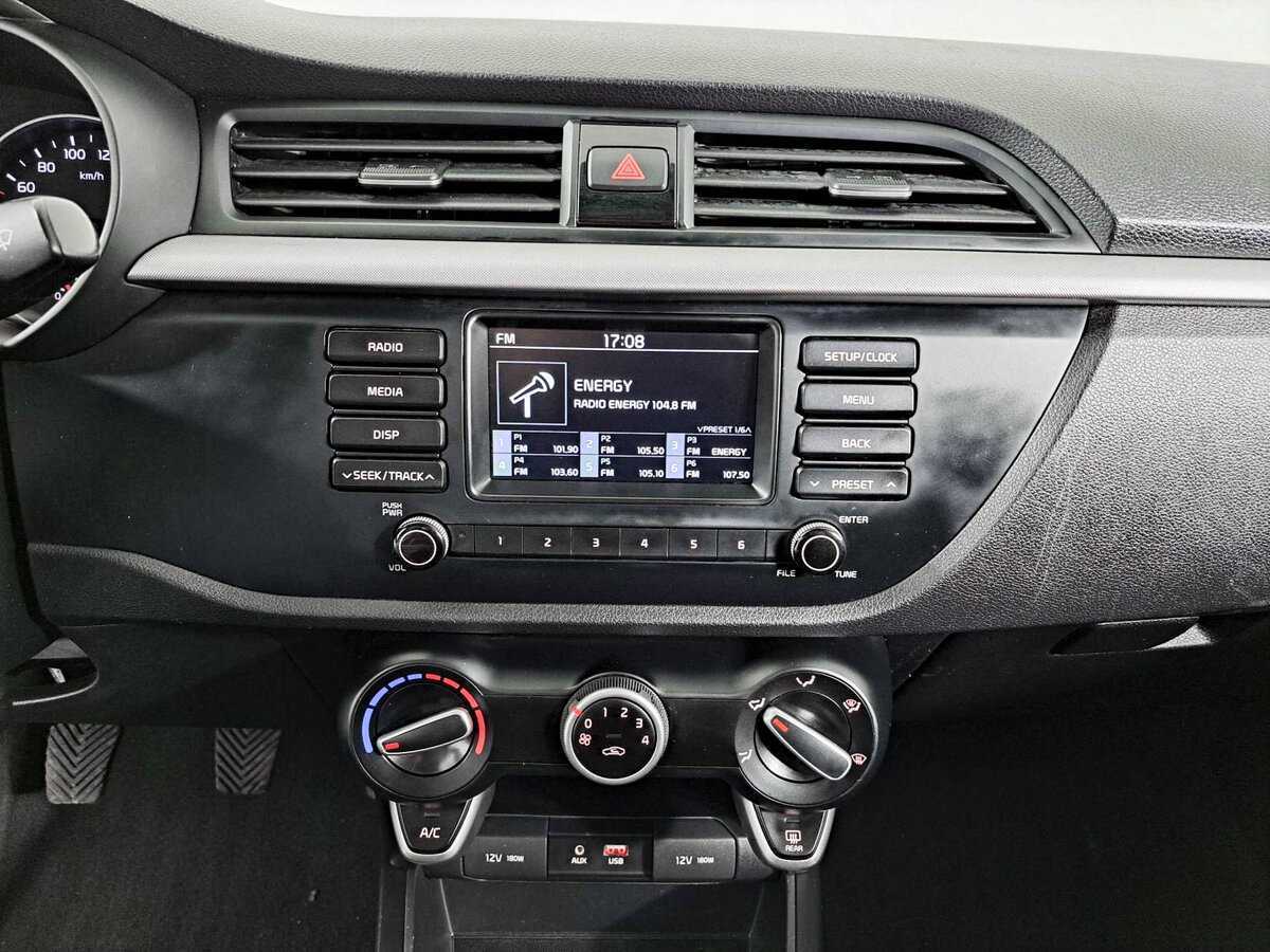 Kia Rio, 2018 Фото №15