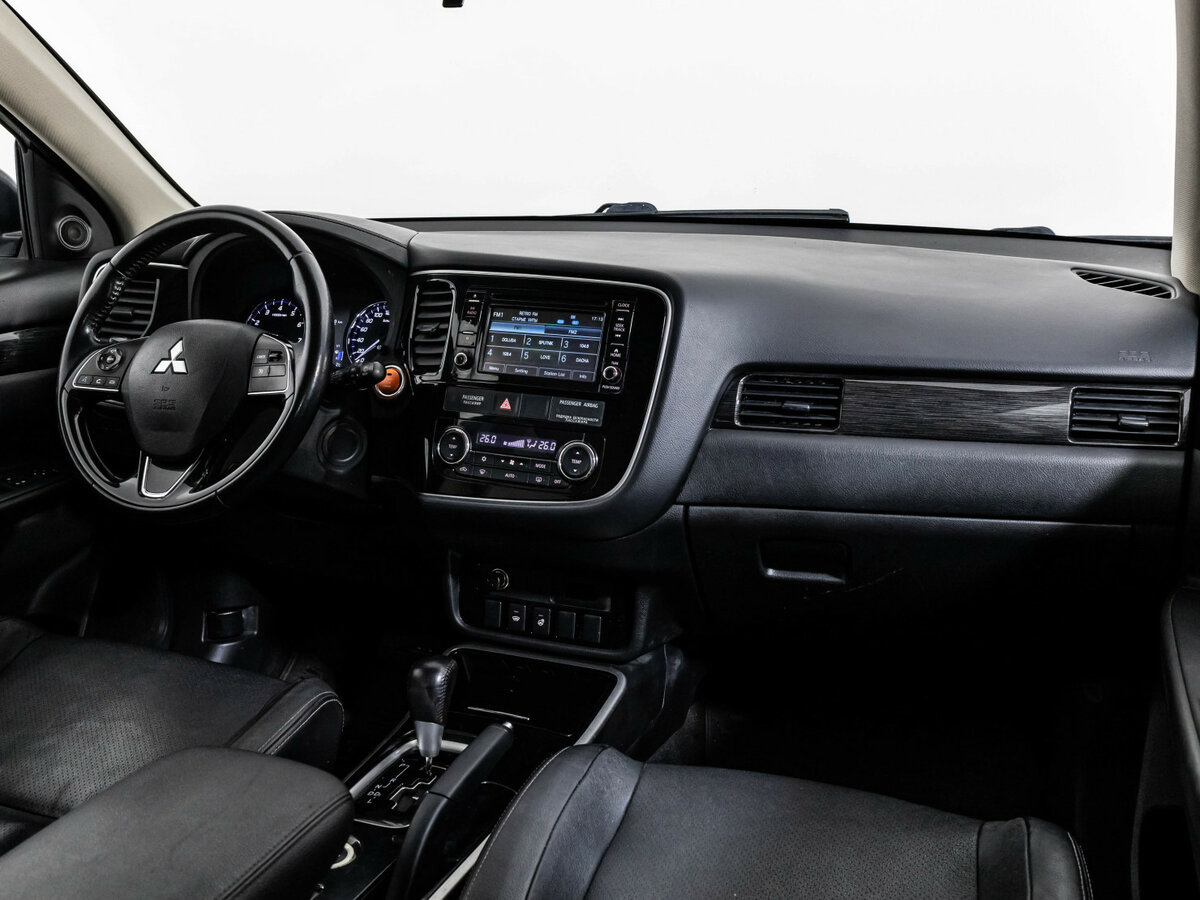 Mitsubishi Outlander III Рестайлинг 2, 2017 Фото №7