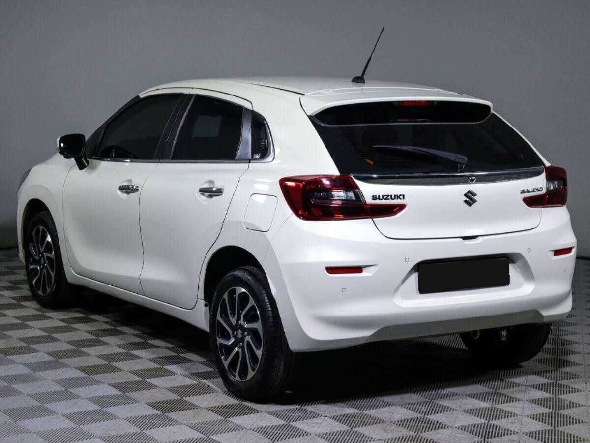 Suzuki Baleno, 2022 Фото №7