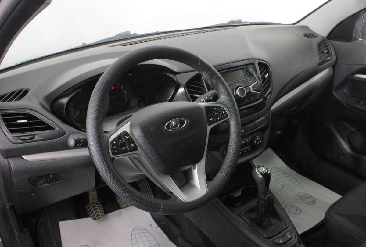 Lada (ВАЗ) Vesta SW, 2020 Фото №10