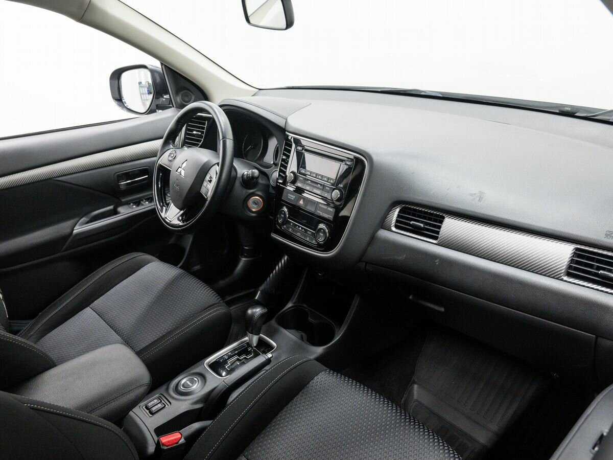 Mitsubishi Outlander, 2016 Фото №9