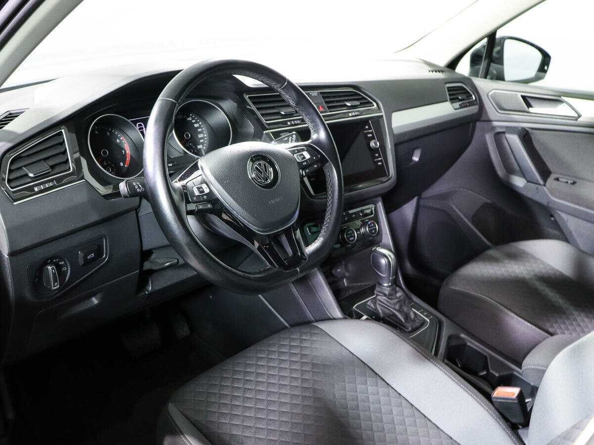 Volkswagen Tiguan L, 2019 Фото №12