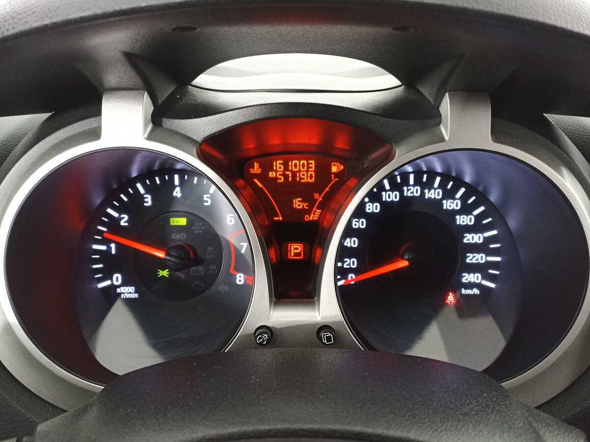 Nissan Juke, 2012 Фото №13