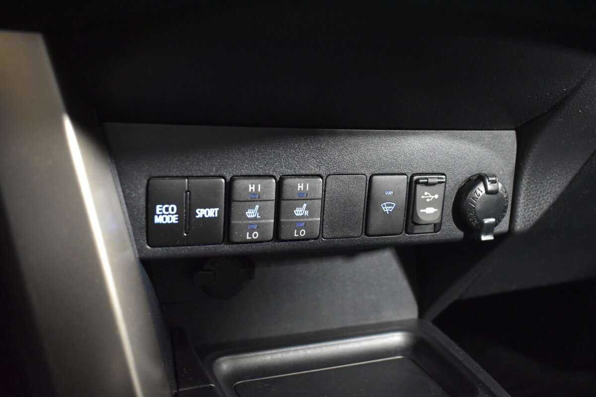 Toyota RAV4, 2013 Фото №15