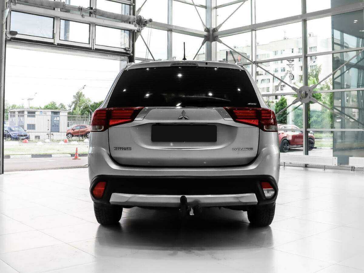 Mitsubishi Outlander, 2016 Фото №6