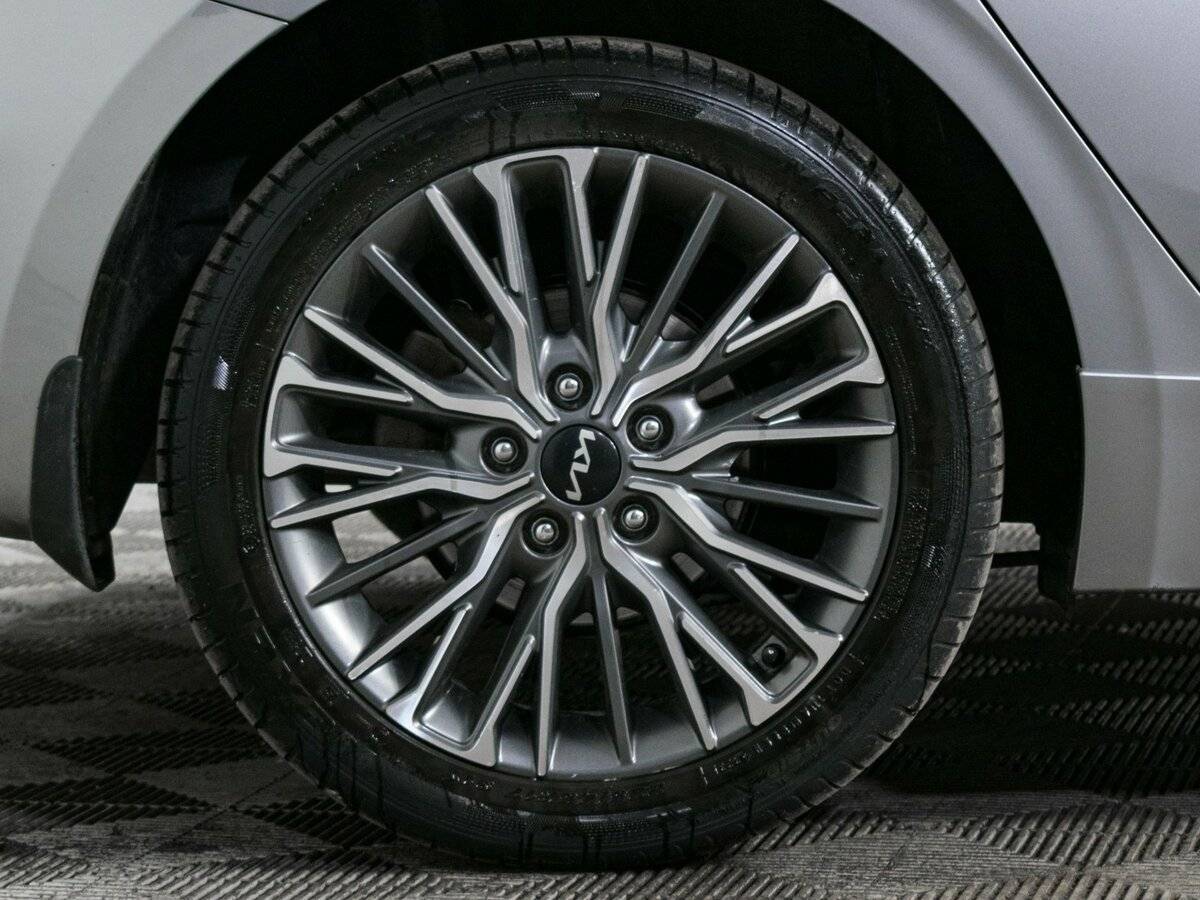 Kia Cerato, 2021 Фото №17