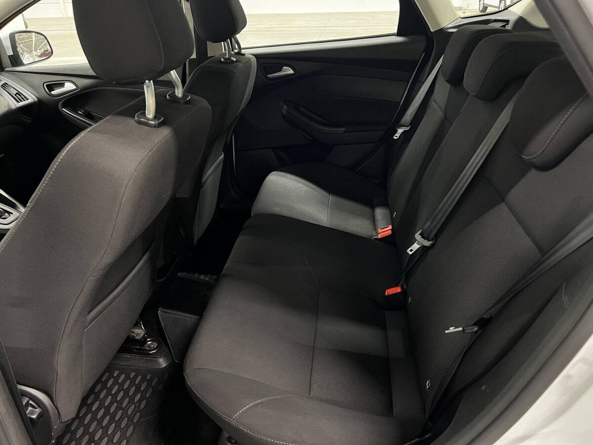 Ford Focus, 2017 Фото №12