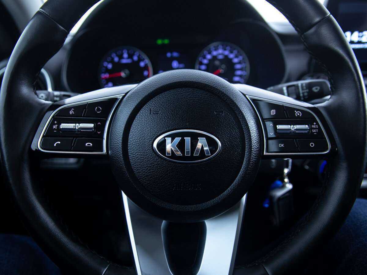 Kia Cerato, 2021 Фото №10