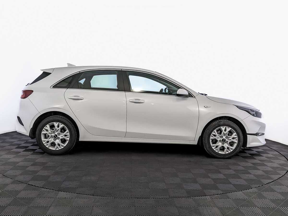 Kia Ceed, 2022 Фото №4