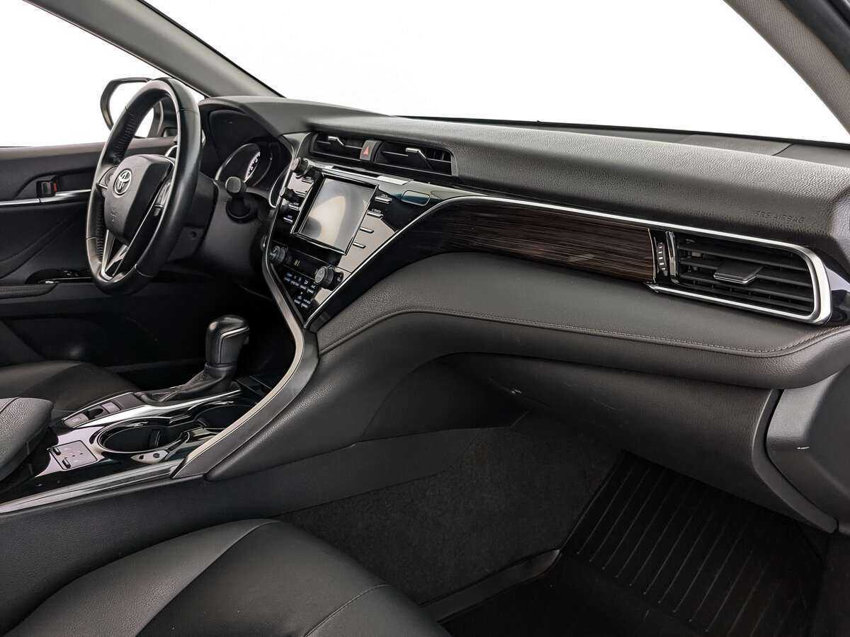 Toyota Camry, 2021 Фото №8