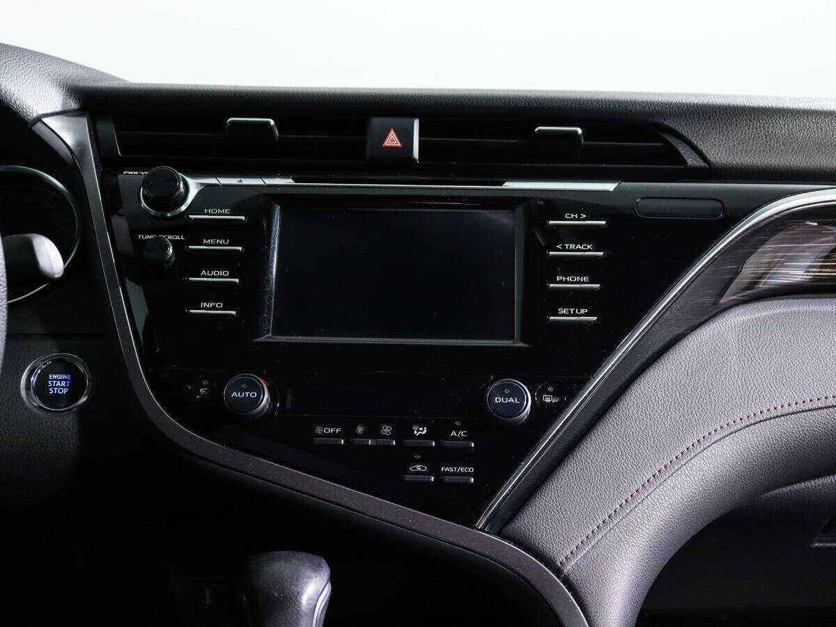 Toyota Camry, 2020 Фото №11