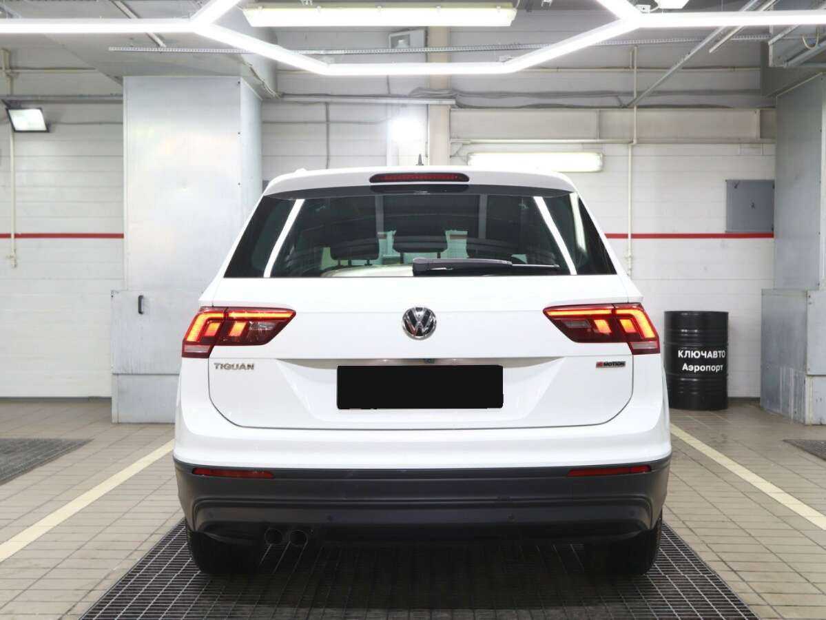 Volkswagen Tiguan, 2018 Фото №4