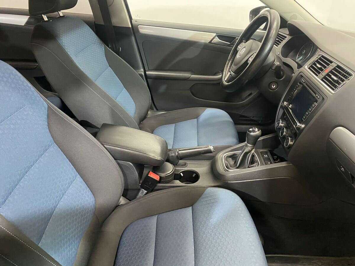 Volkswagen Jetta, 2013 Фото №8