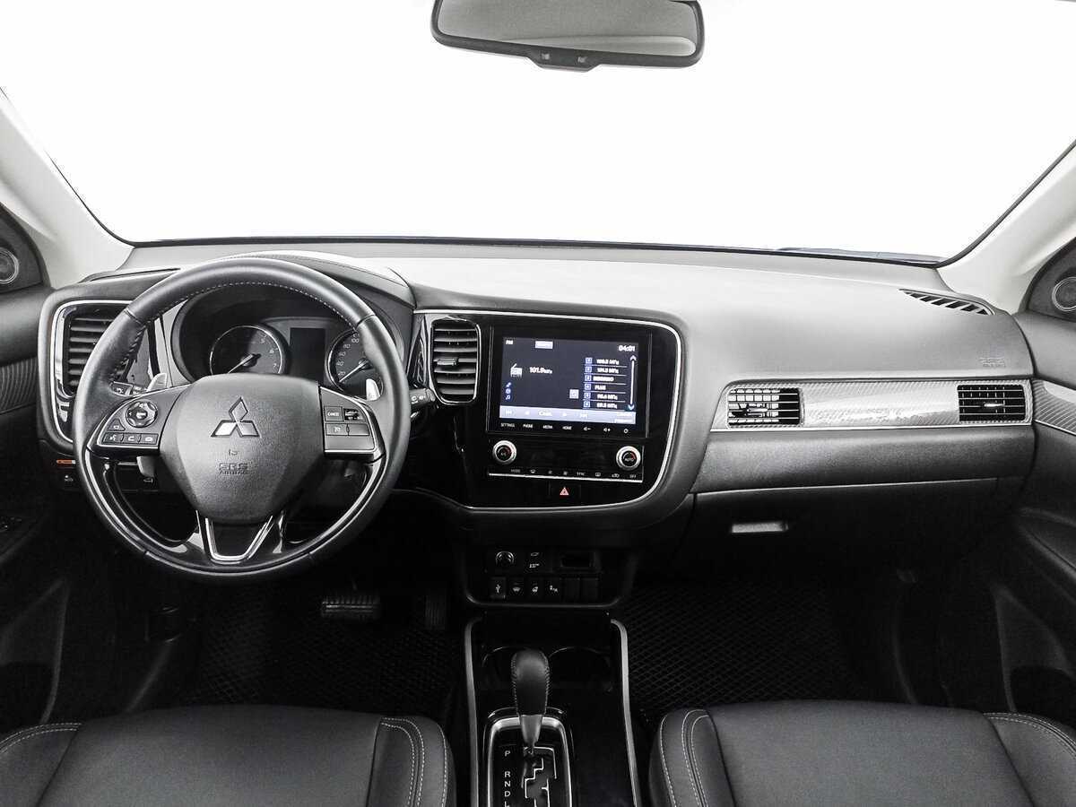 Mitsubishi Outlander, 2021 Фото №12