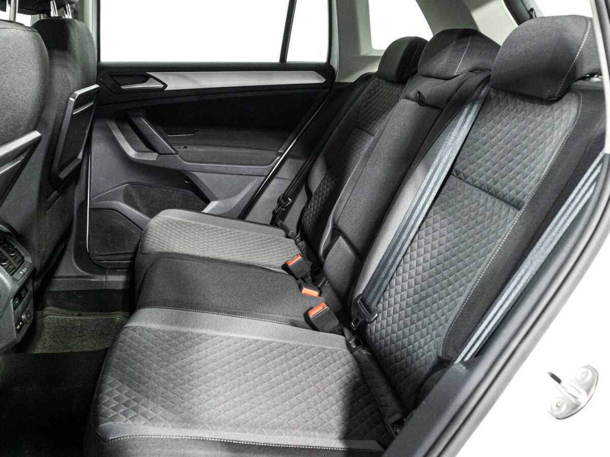 Volkswagen Tiguan, 2020 Фото №10