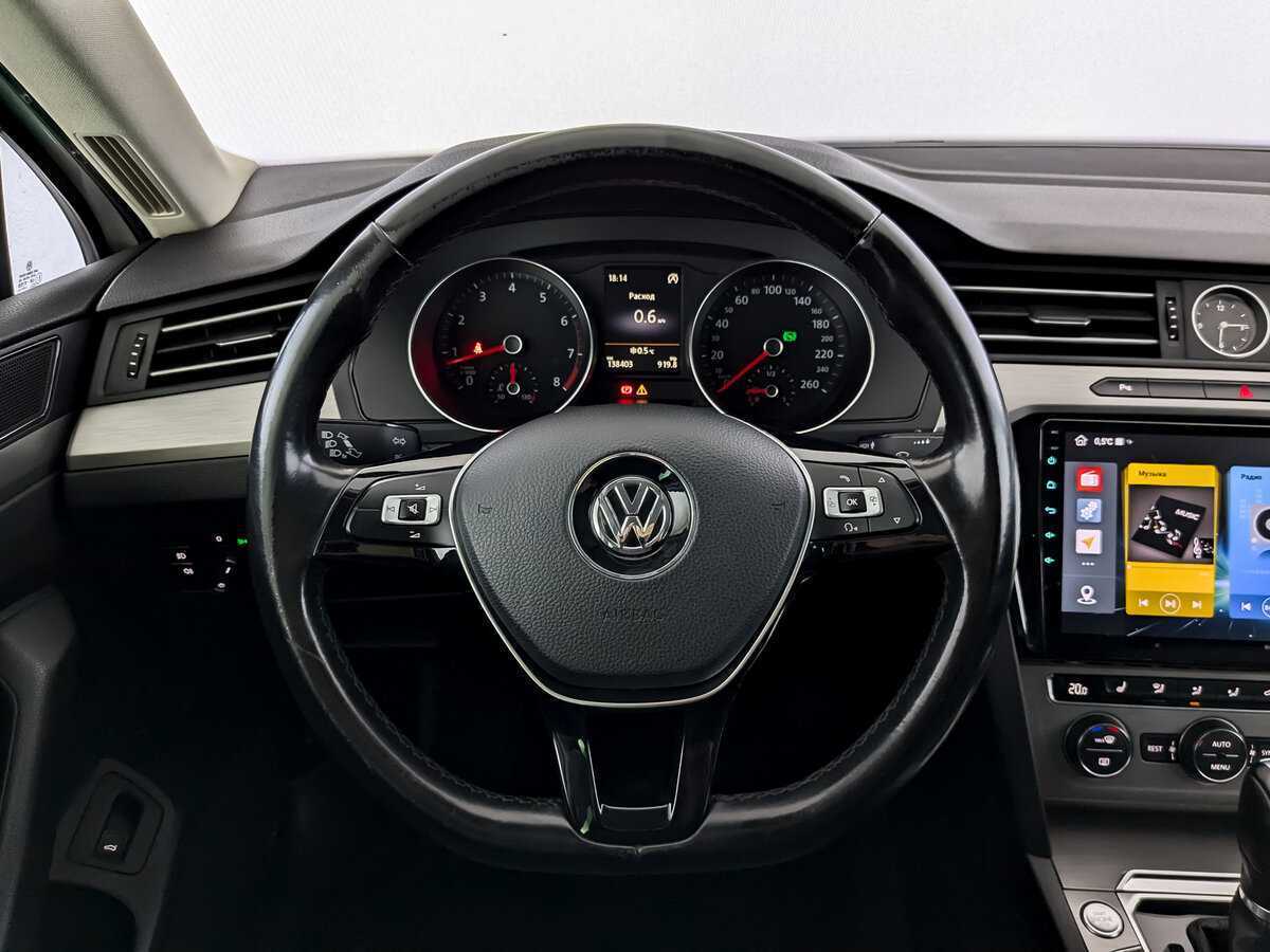 Volkswagen Passat, 2016 Фото №19