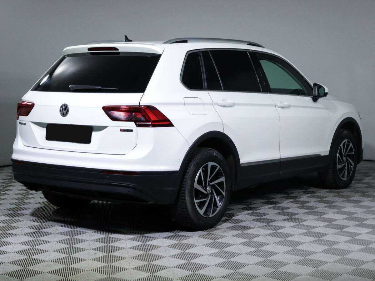 Volkswagen Tiguan, 2018 Фото №5