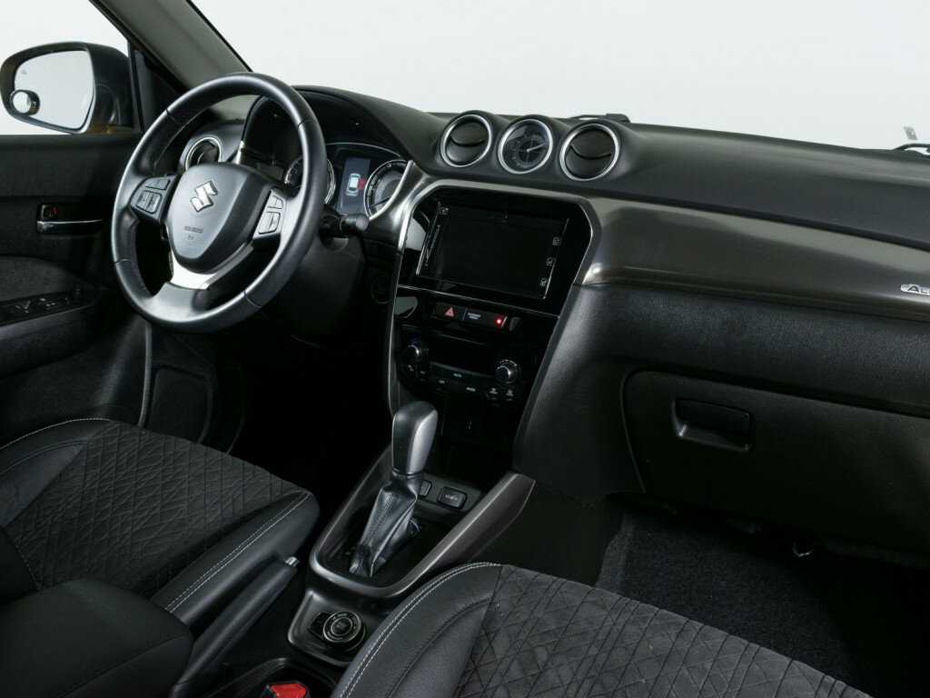 Suzuki Vitara, 2019 Фото №8