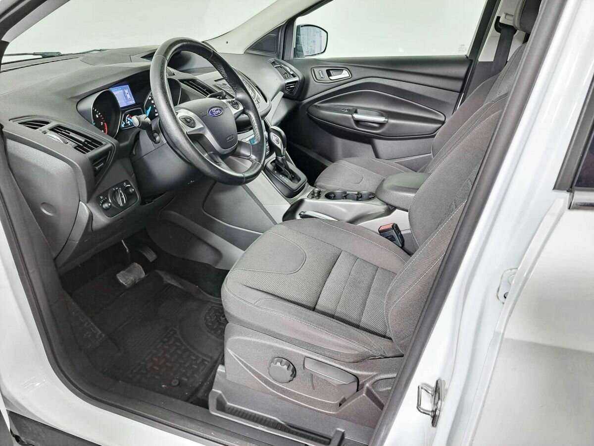 Ford Kuga, 2015 Фото №14