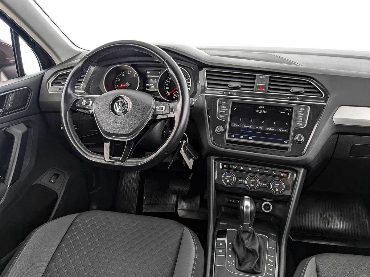 Volkswagen Tiguan, 2017 Фото №17