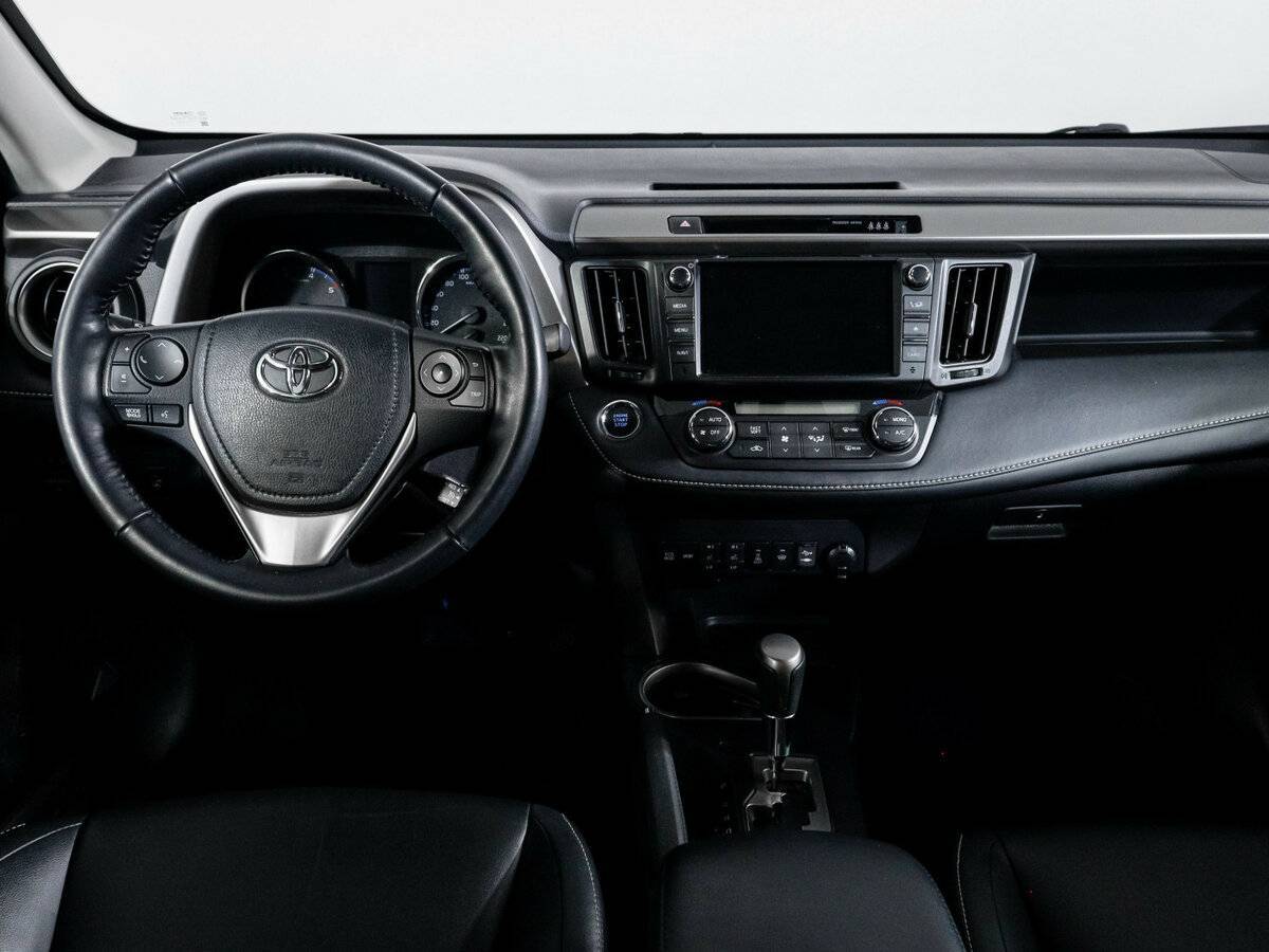 Toyota RAV4, 2018 Фото №12