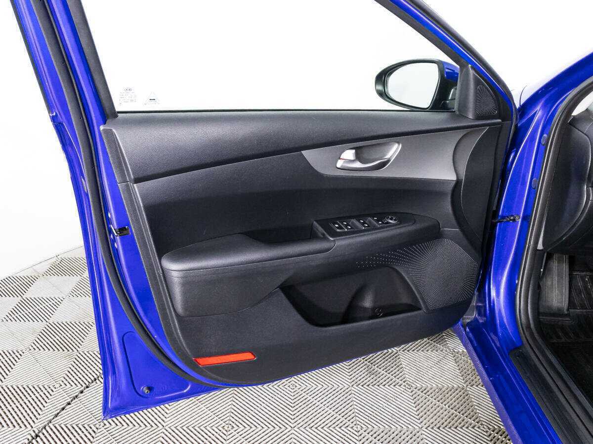 Kia Cerato, 2021 Фото №23