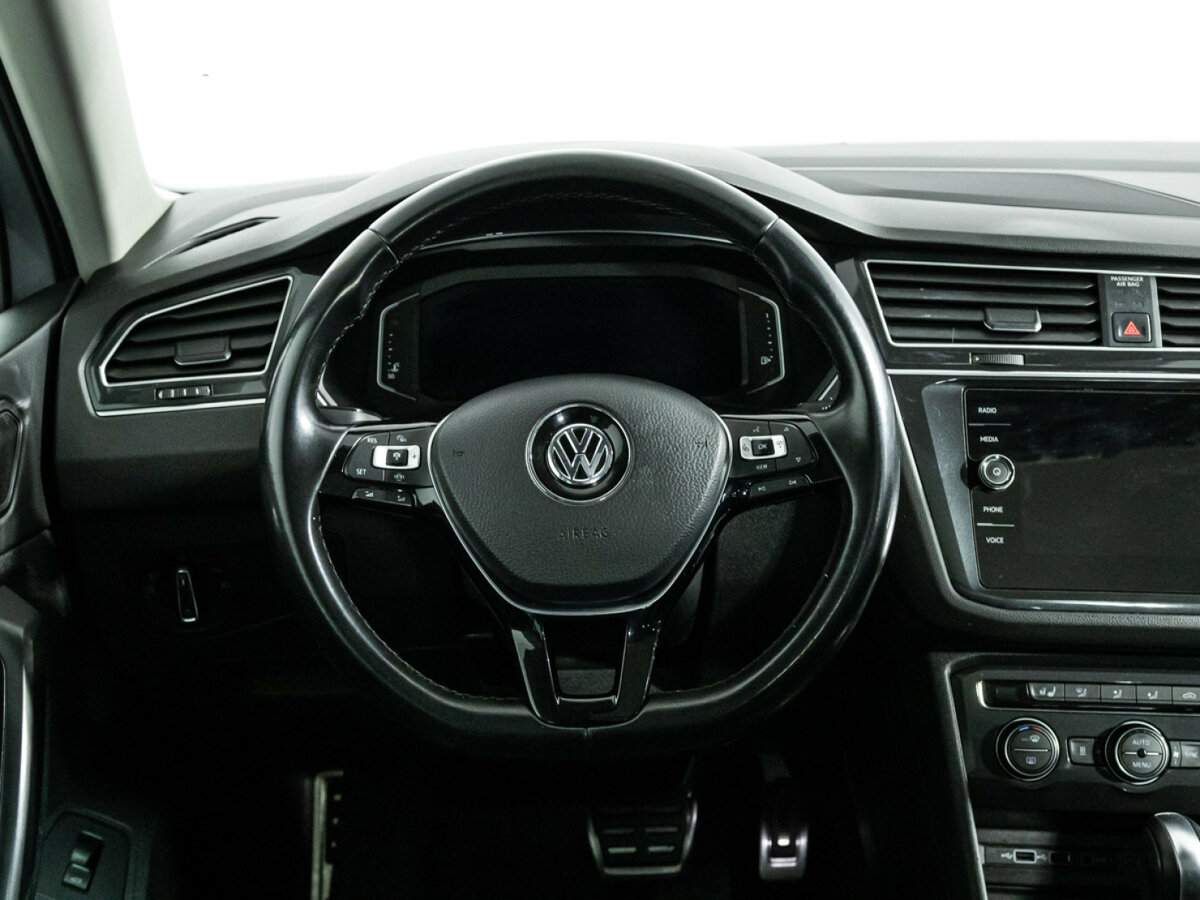 Volkswagen Tiguan, 2019 Фото №23