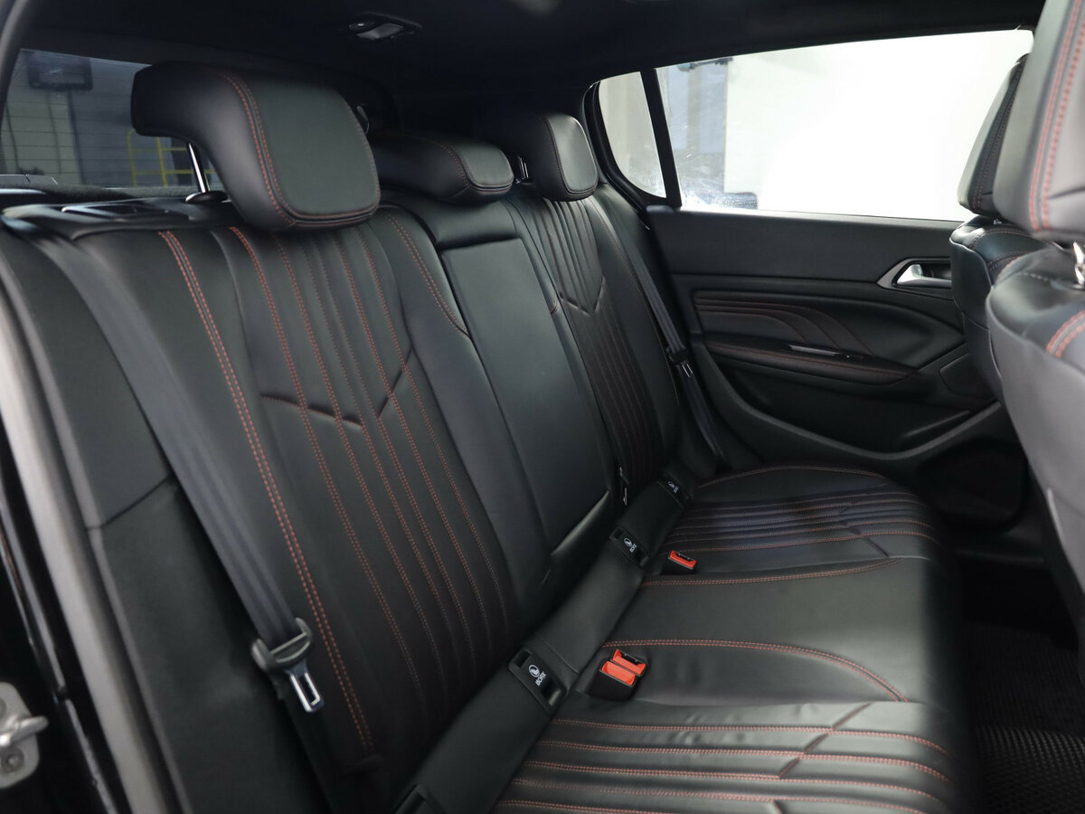 Peugeot 308 II Рестайлинг, 2019 Фото №21