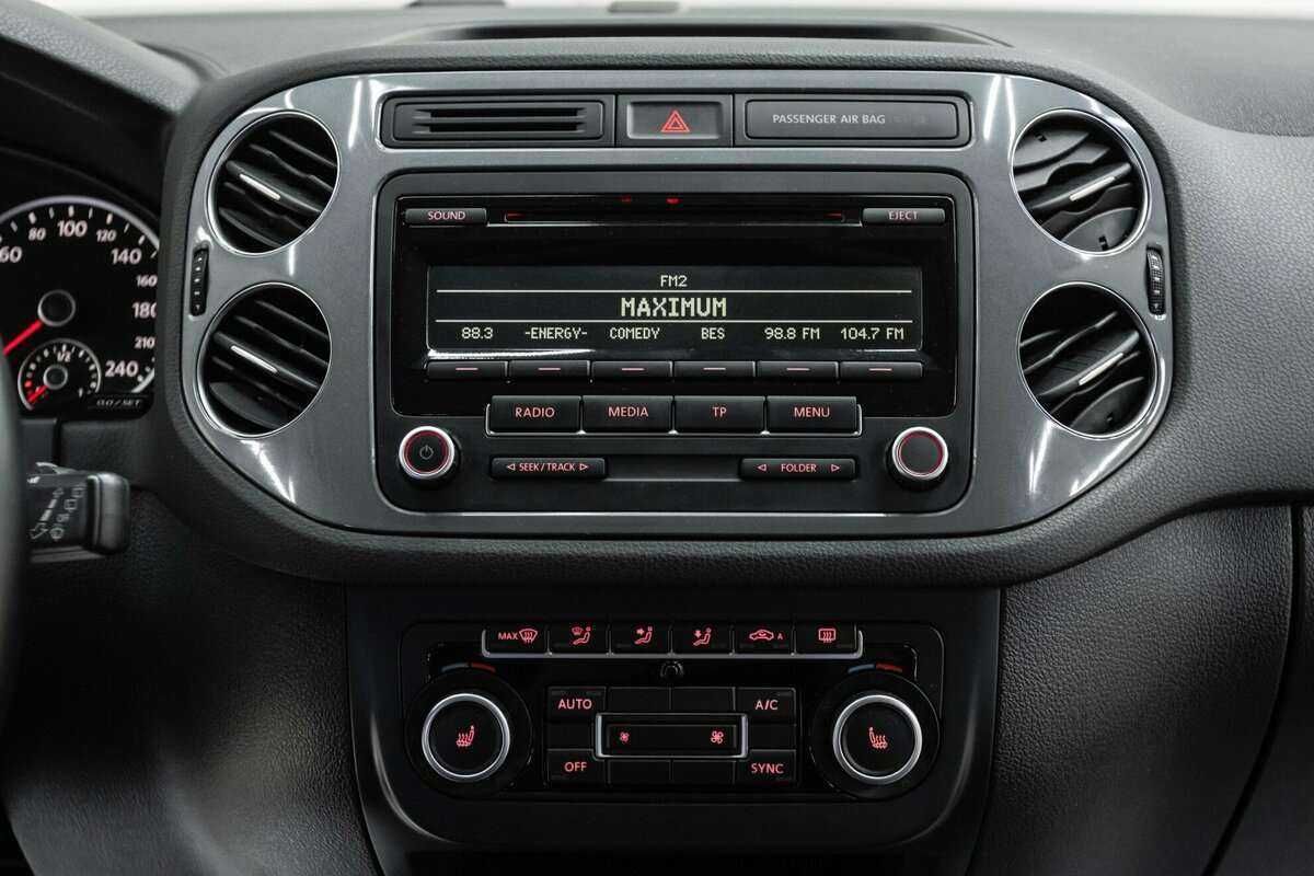 Volkswagen Tiguan, 2013 Фото №12