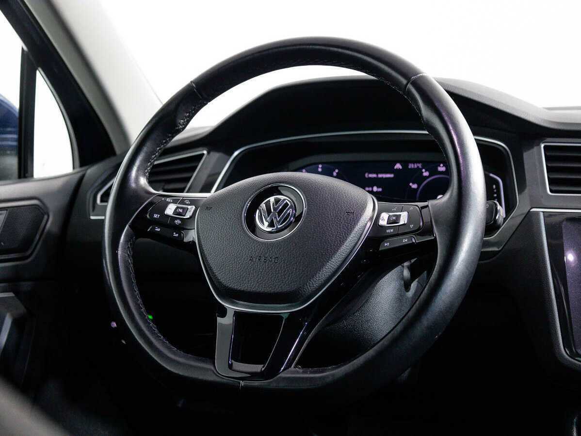 Volkswagen Tiguan, 2019 Фото №21