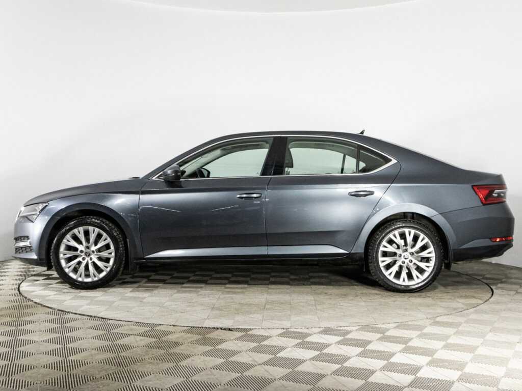 Skoda Superb, 2020 Фото №8