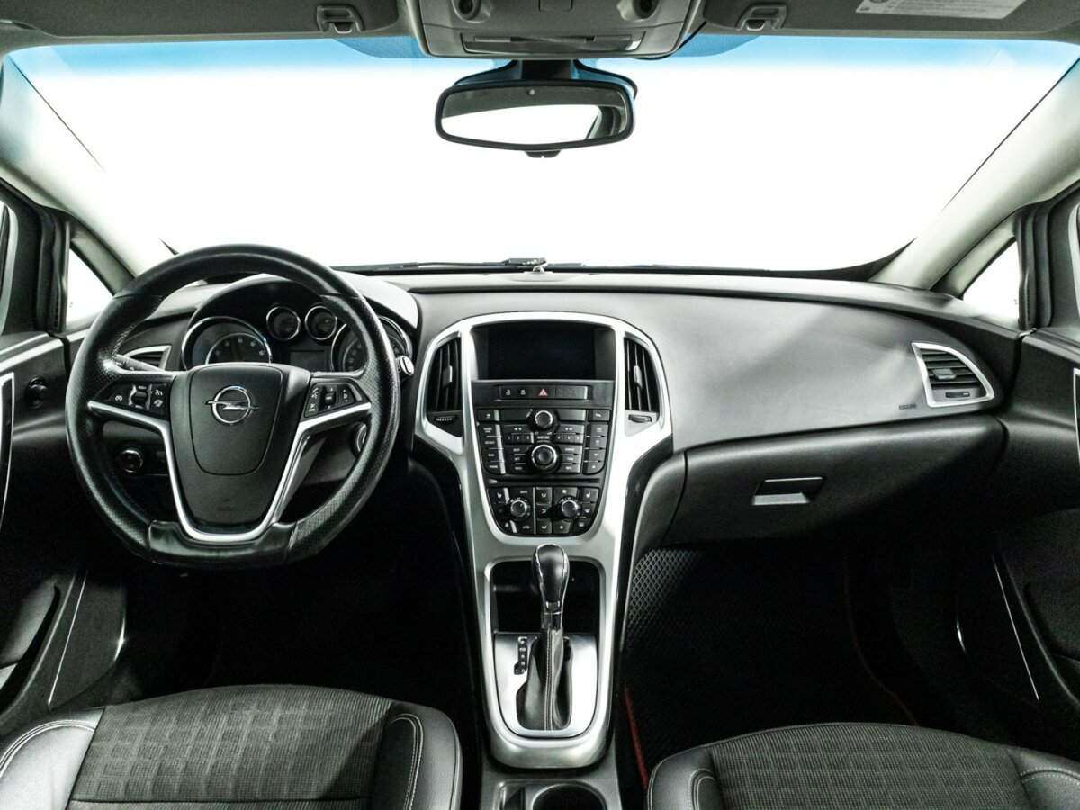 Opel Astra GTC, 2013 Фото №13