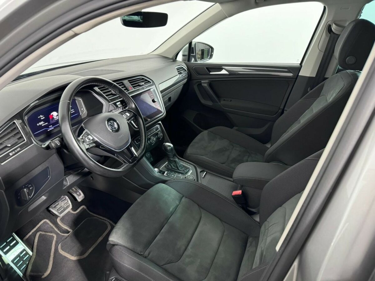 Volkswagen Tiguan II, 2019 Фото №8