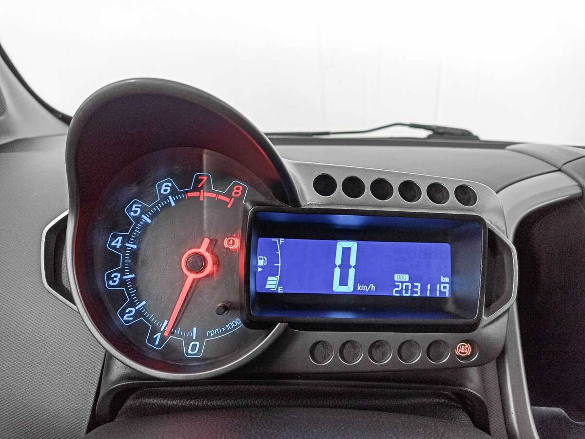 Chevrolet Aveo, 2012 Фото №11