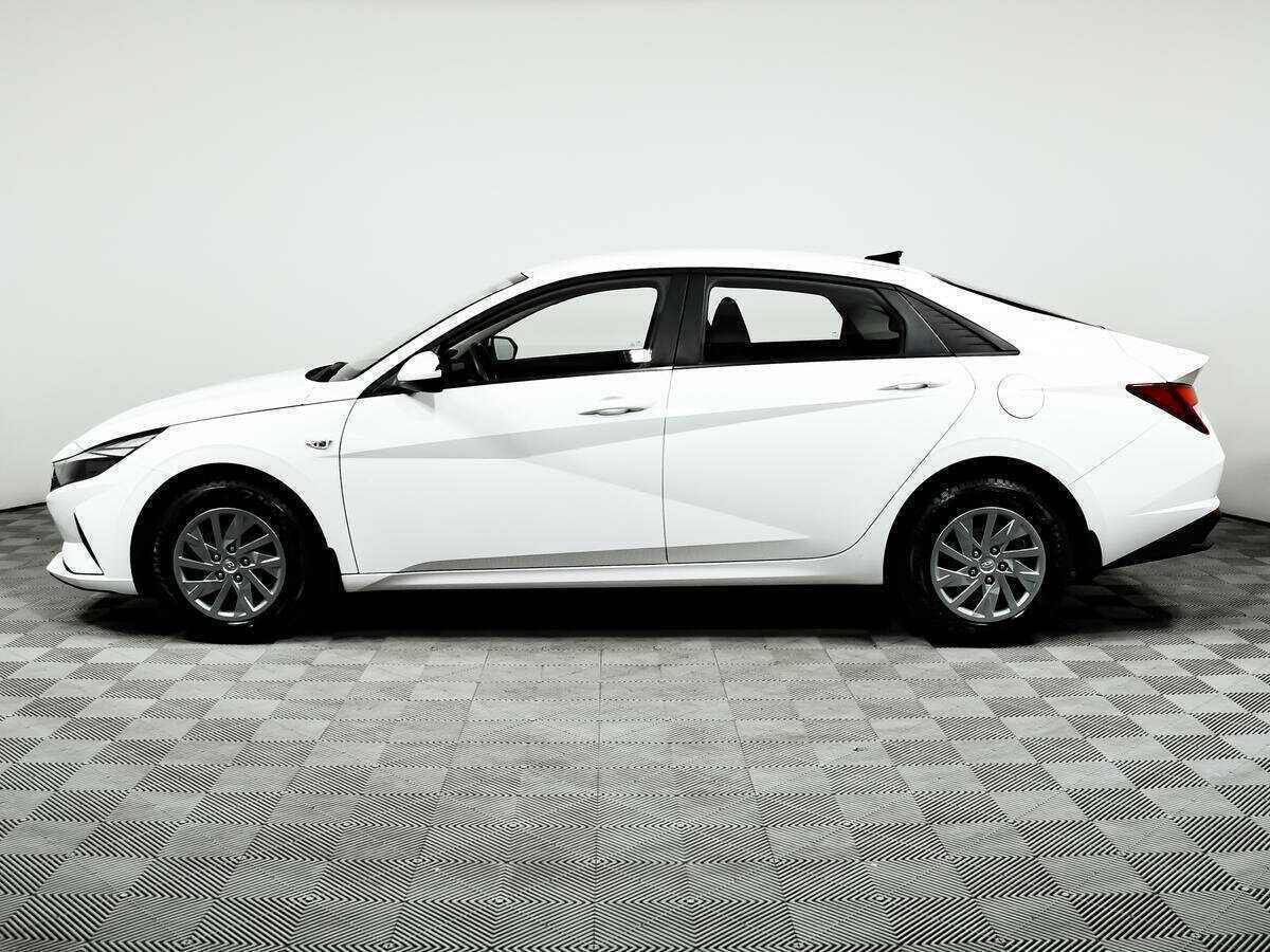 Hyundai Elantra, 2022 Фото №8