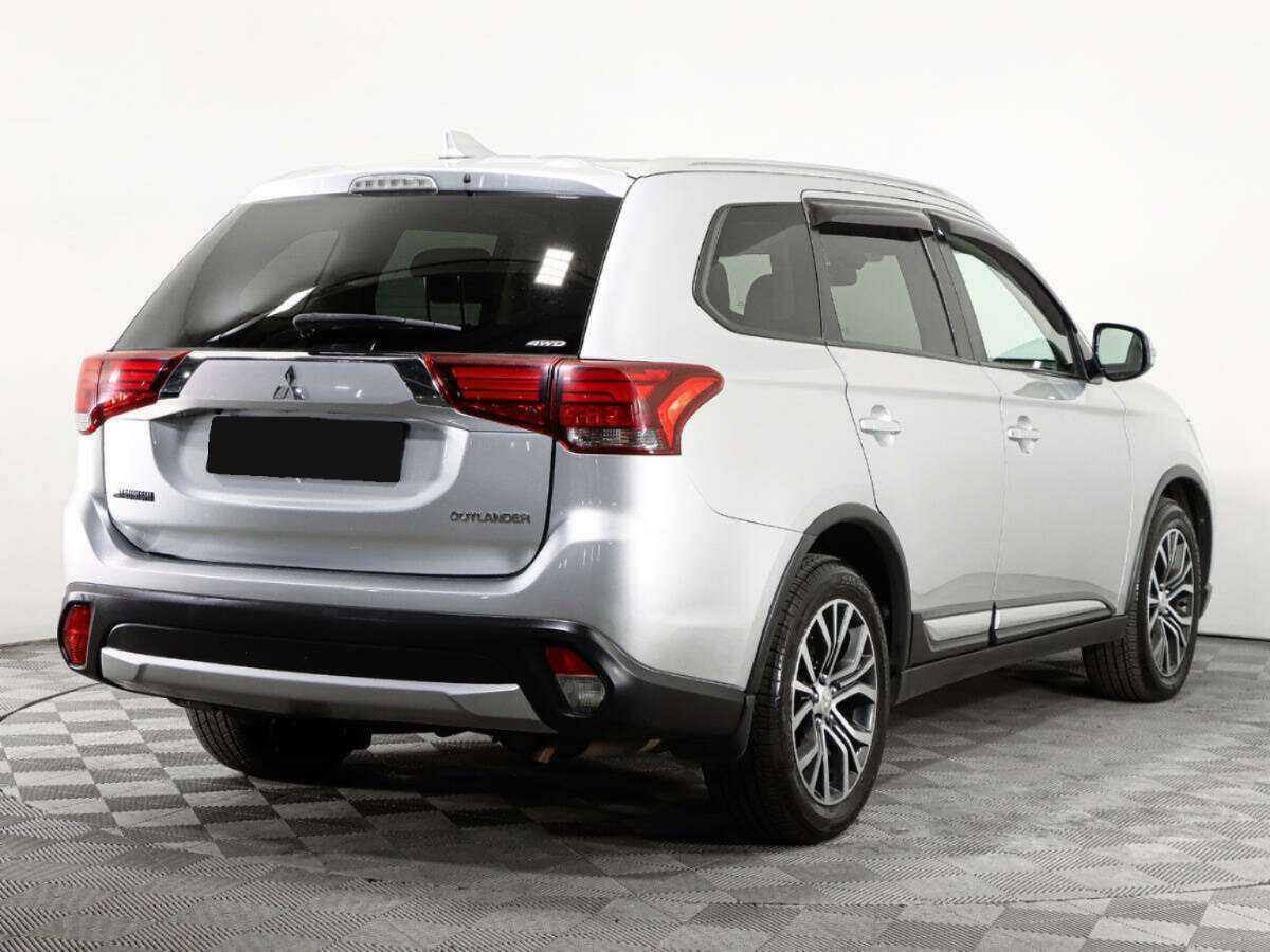 Mitsubishi Outlander, 2018 Фото №4