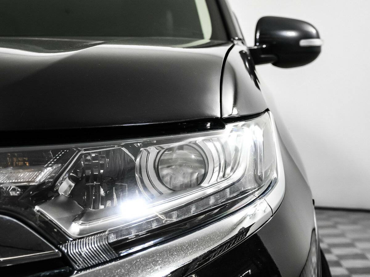 Mitsubishi Outlander, 2018 Фото №14