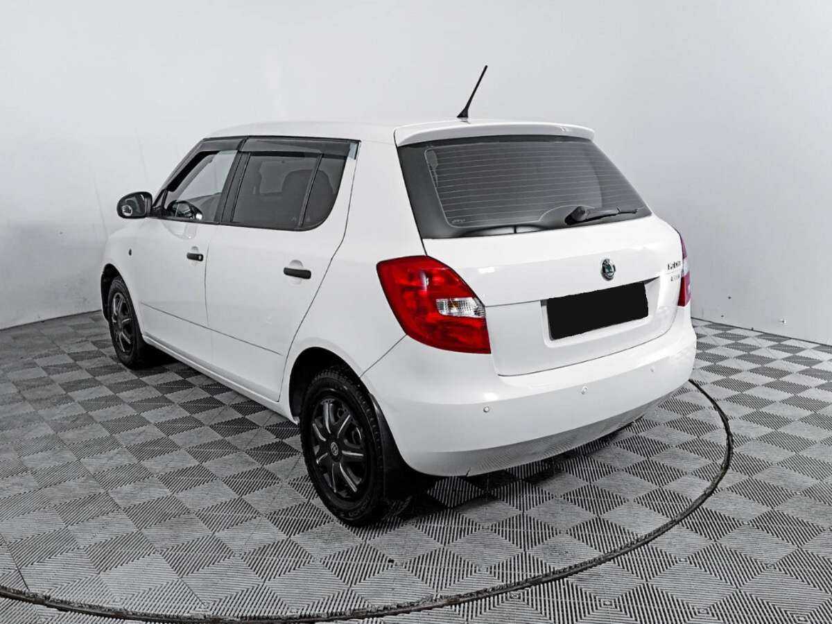 Skoda Fabia, 2012 Фото №7