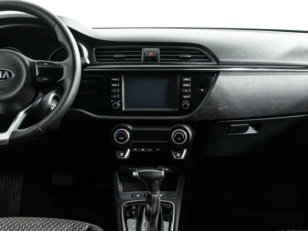 Kia Rio IV, 2018 Фото №14