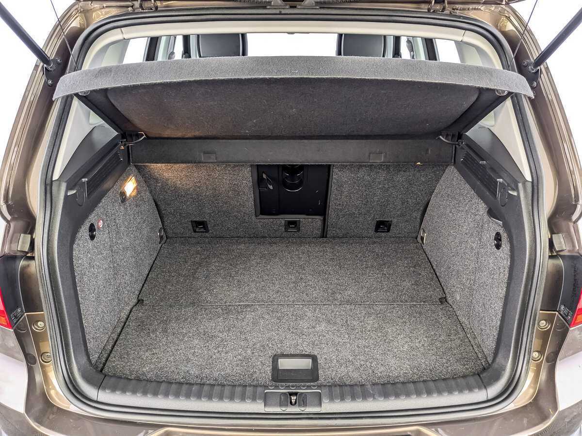 Volkswagen Tiguan, 2016 Фото №10