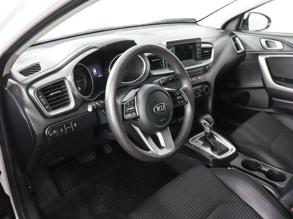 Kia Ceed, 2019 Фото №9