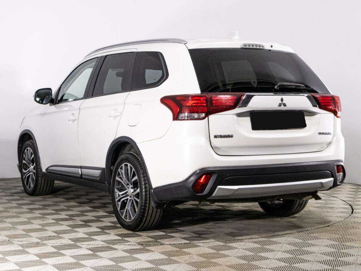 Mitsubishi Outlander, 2017 Фото №7