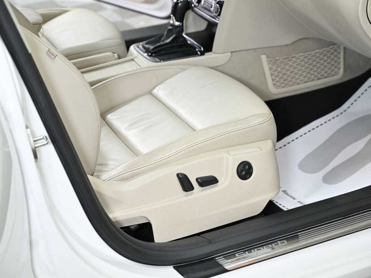 Skoda Superb DSG, 2013 Фото №15